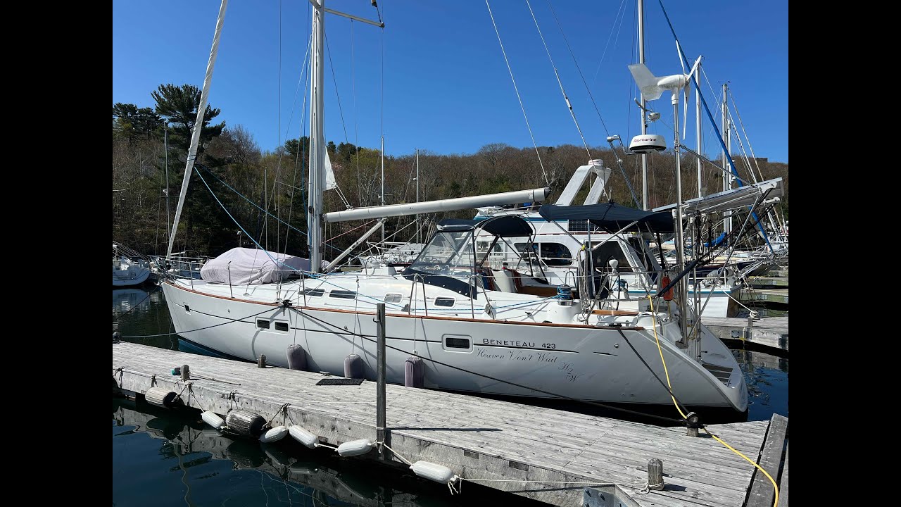 A BENETEAU 423 THAT IS TURN KEY AND READY TO BLUEWATER SAIL!