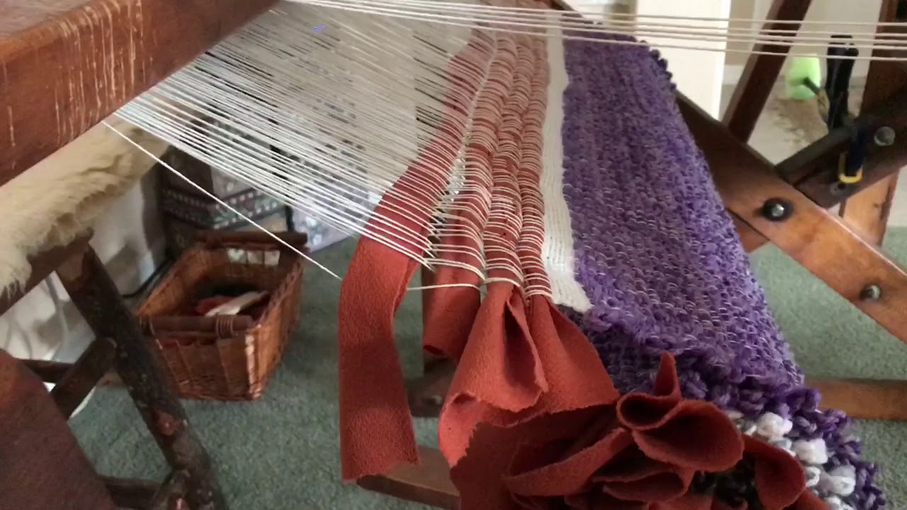 Cutting and Finishing off a Rug On My Union No. 36 Loom