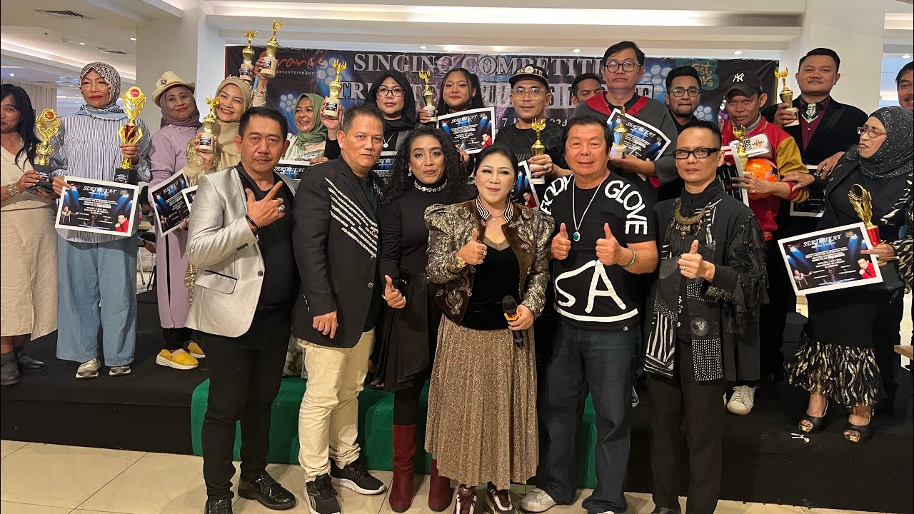 Pop Singer tribut  lagu  lagu Julius sitanggang 7/6/204 trans mart Bandung