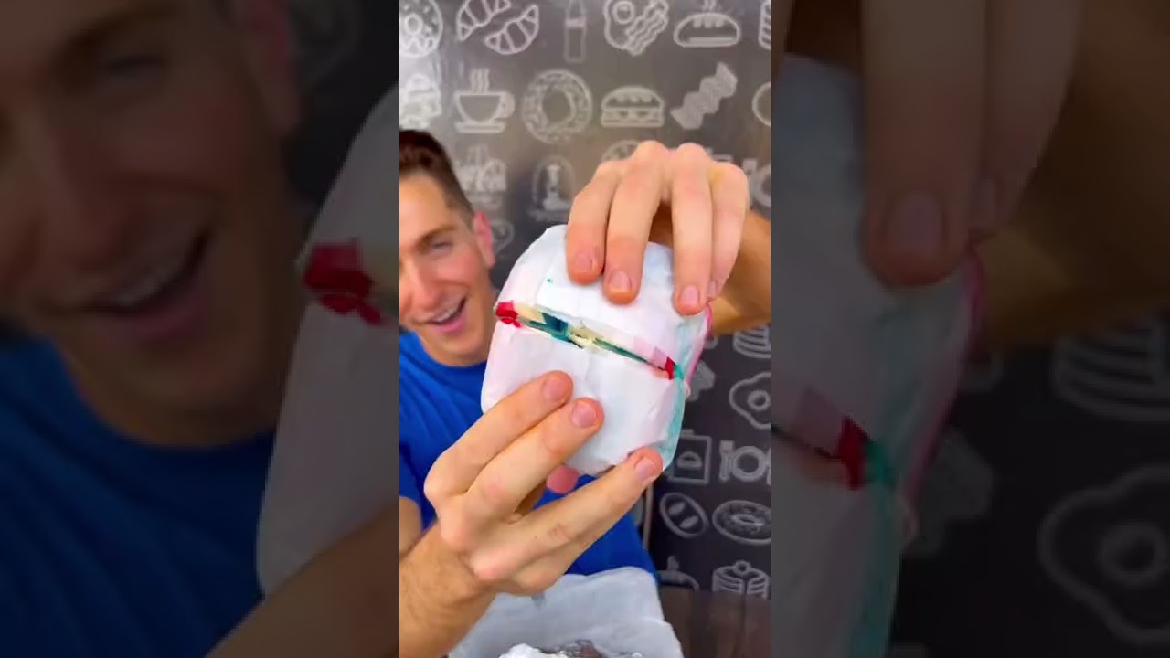 Ешьте только продукты красного, белого и синего цветов в течение дня! #шорты