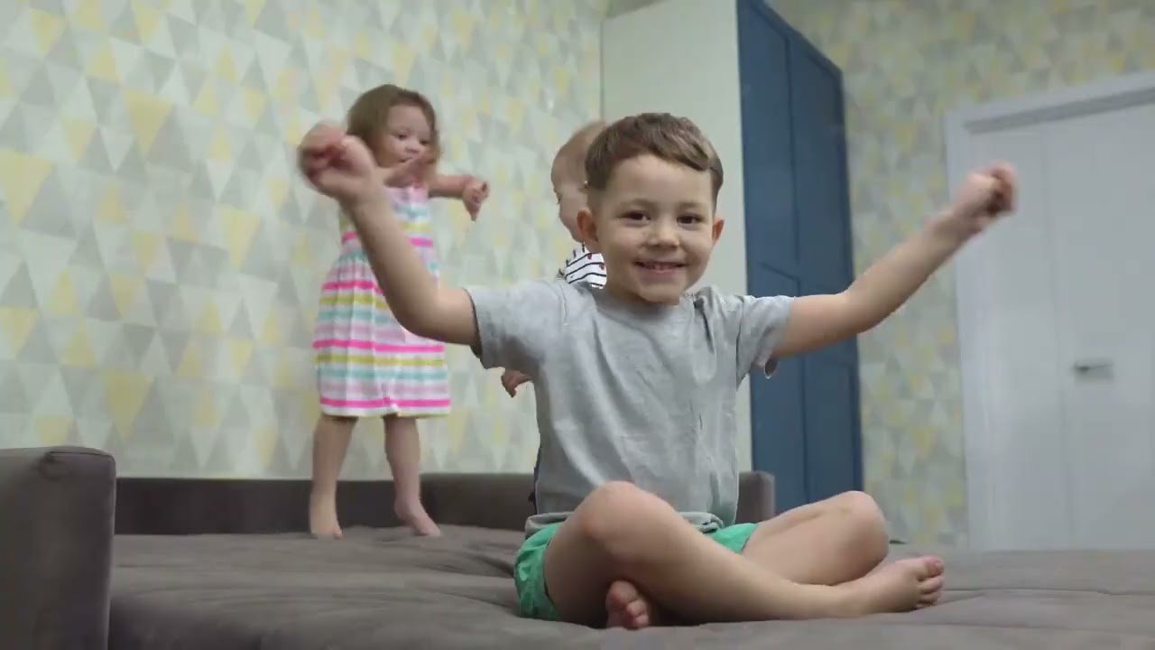 A Day Full Of Fun And Games | Playful Peekaboo TV