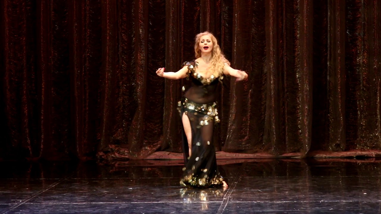 Lana Terra bellydance star 