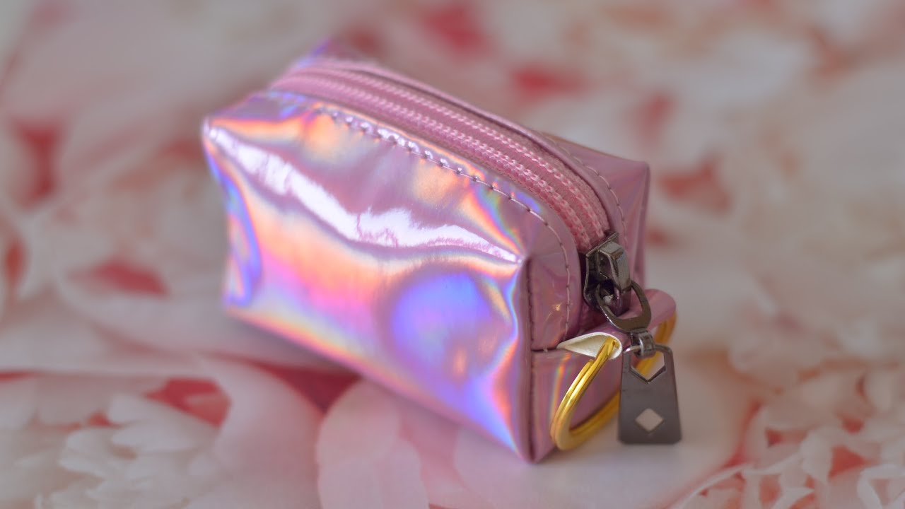 Cute faux leather coin purse - template with tutorial) How to stitch you own holder