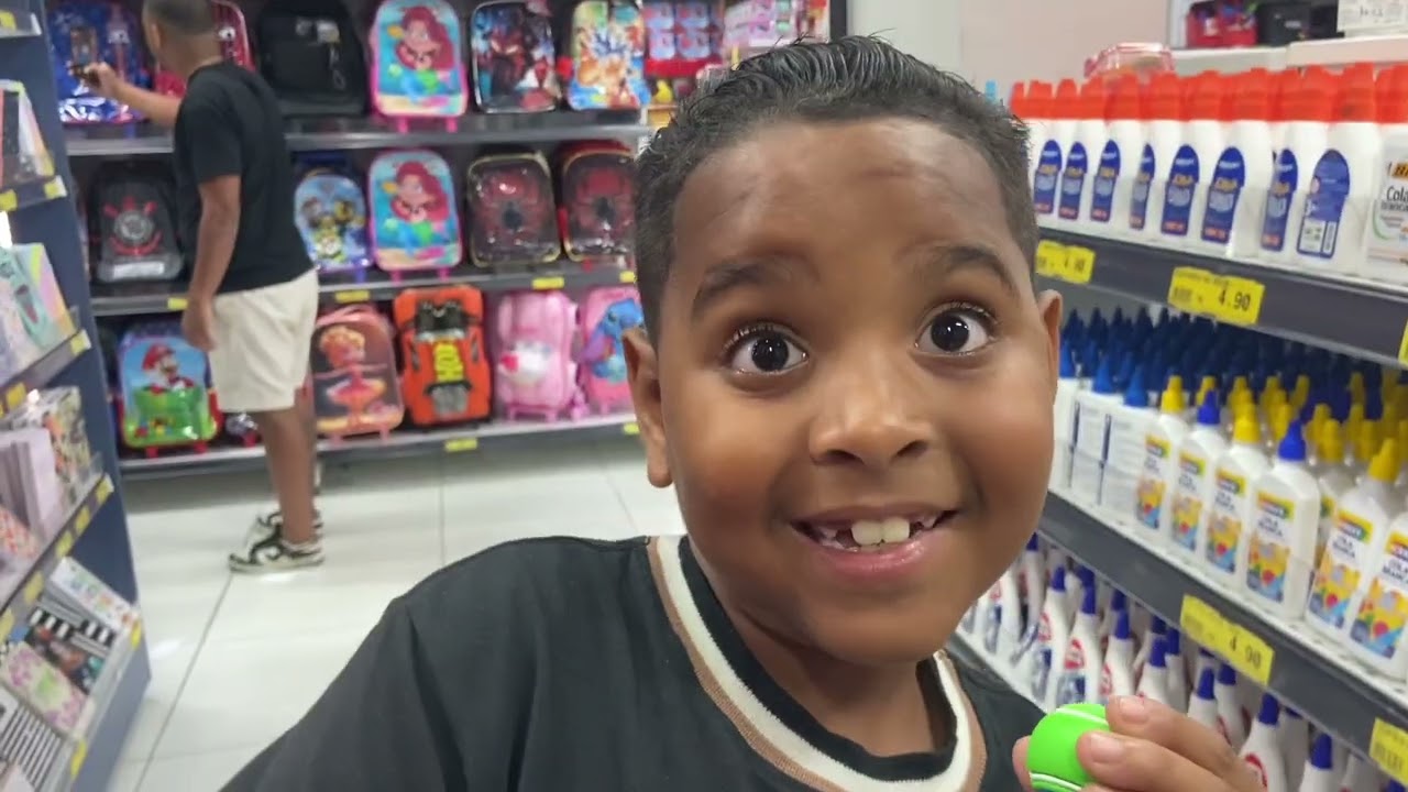 Comprando material escolar 2026