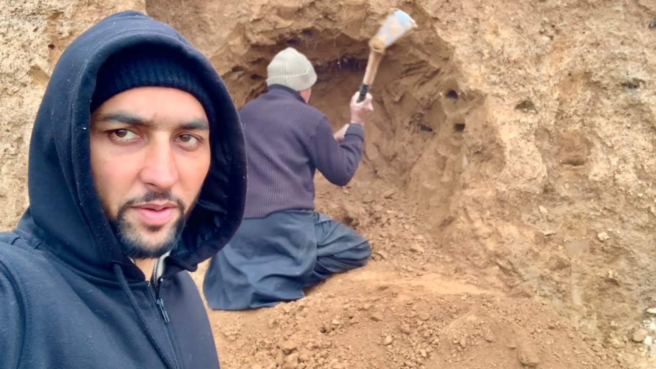 Irfan Zafar Ka Muqabla | Making Cave in Mangla Dam