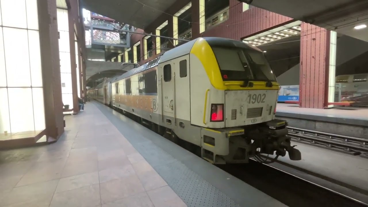 Some trains in Antwerpen, Brussels, Gembloux and Netherlands.