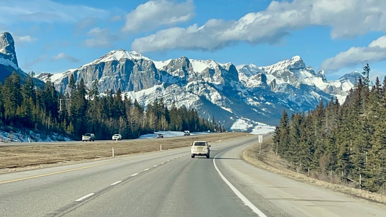 Heading to Banff with a Stunning Rocky Mountains View 