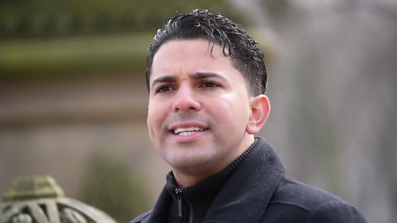 En sus brazos - Edwin Jaquez - Video oficial | Música cristiana