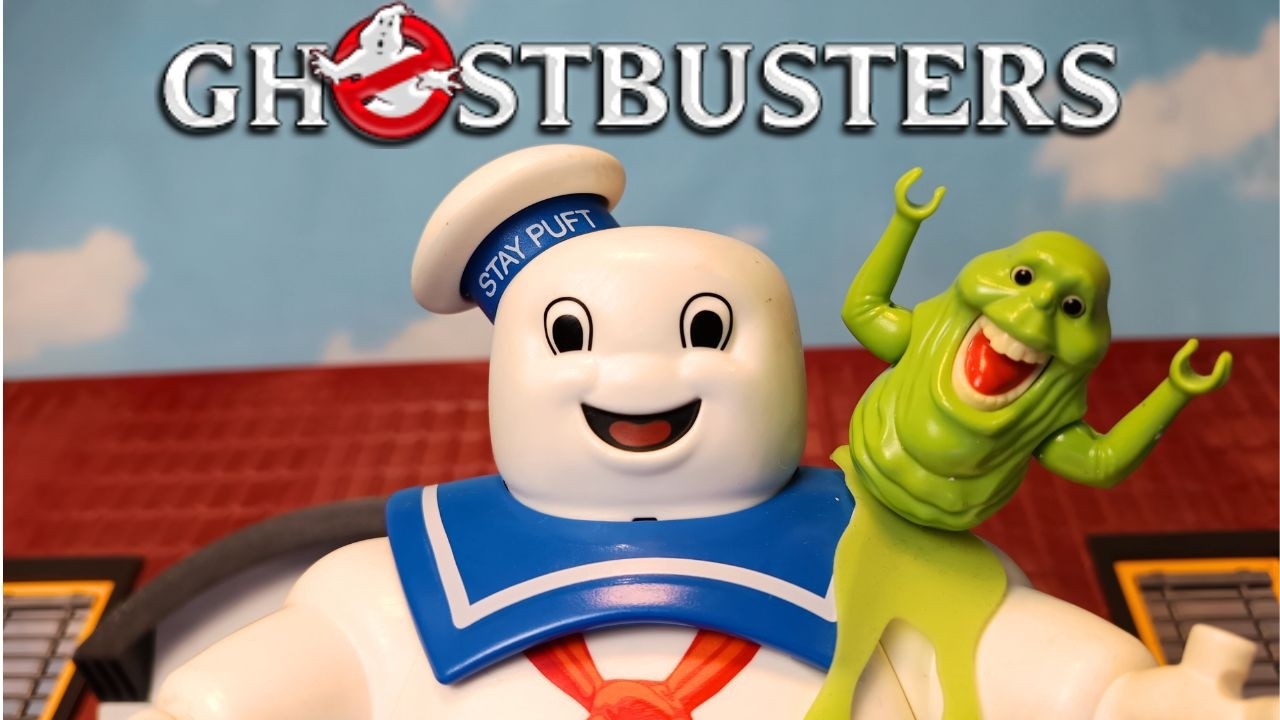 Playmobil Ghostbusters против Stay Puft 👻 Покадровая съёмка. Пожарные и полиция в действии.