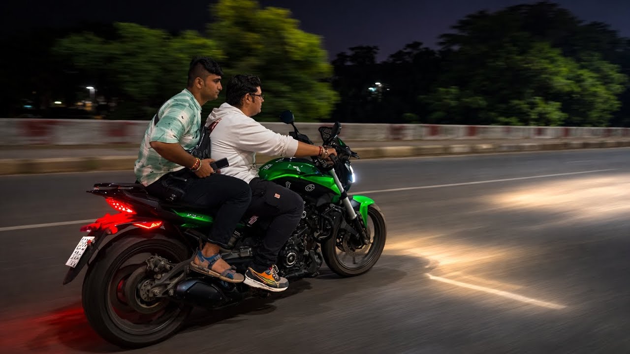 1st Time Dost Ki Sports Bike 🏍️  Chalayi 😎