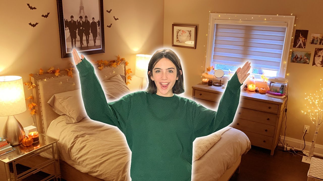 MY FALL BEDROOM TOUR!