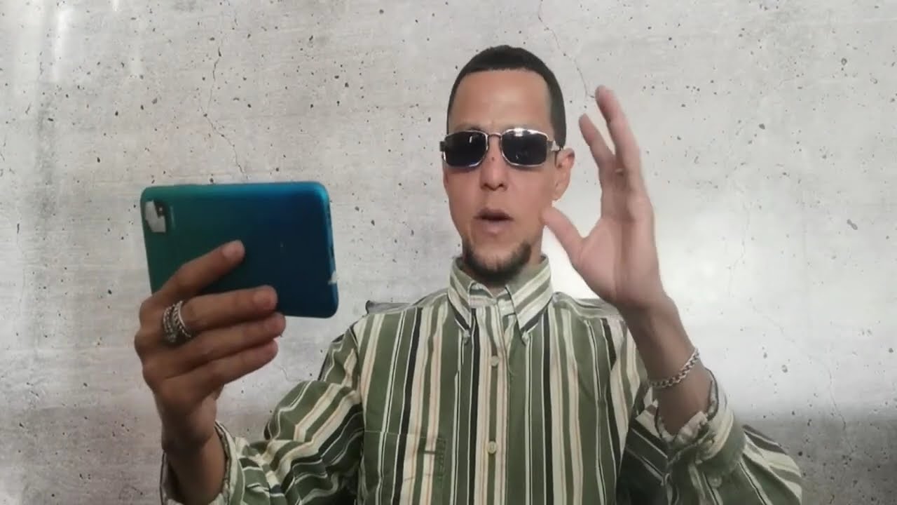 JOE TOVAR MUSIC está en vivo - TRABAJANDO COMO CONSERJE & MANEJANDO MI MOTO. CAP- 3.
