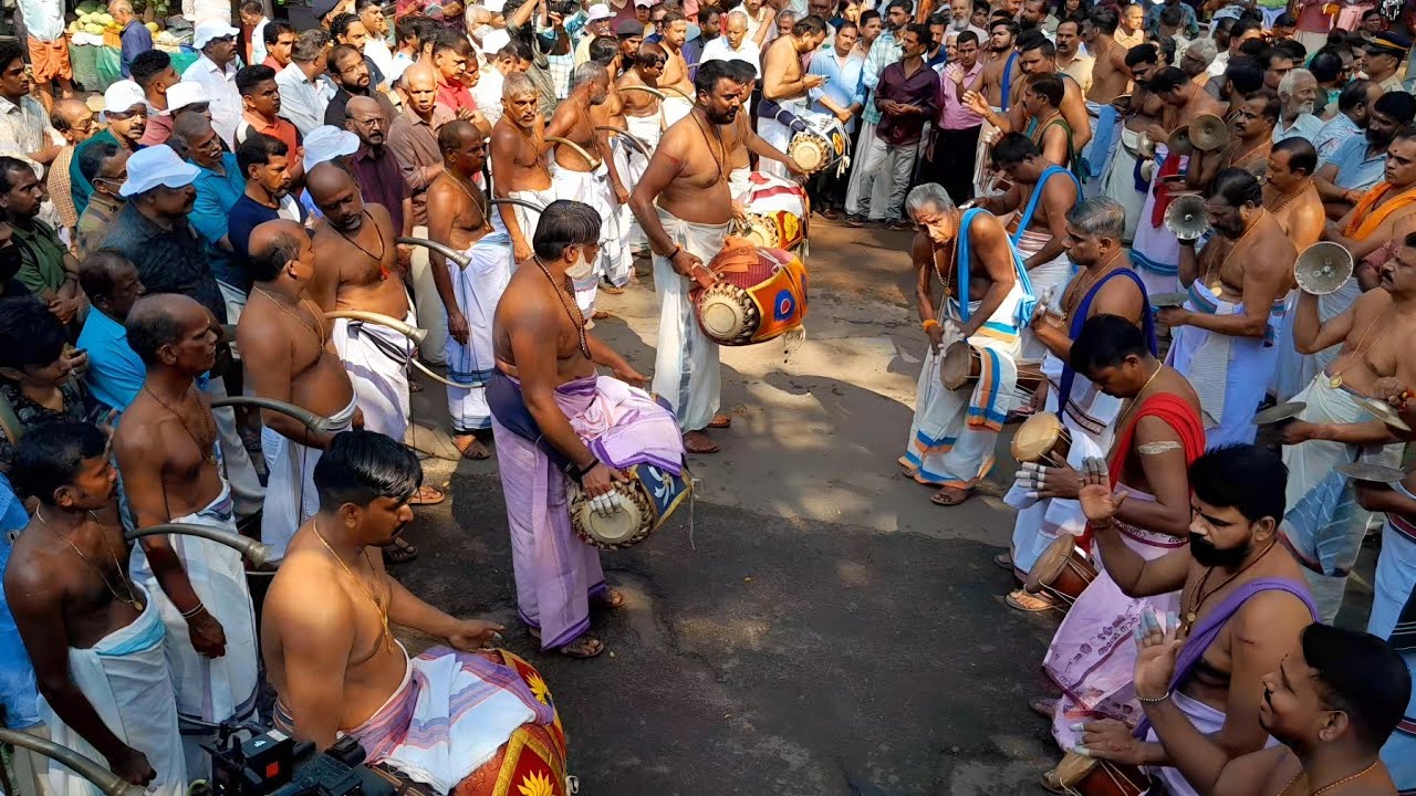 Panchavadyam | തകർപ്പൻ വാദ്യപ്പെരുക്കം തീർത്ത് ചോറ്റാനിക്കര സുഭാഷ് മാരാർ ടീം | Kerala Manual Viral 