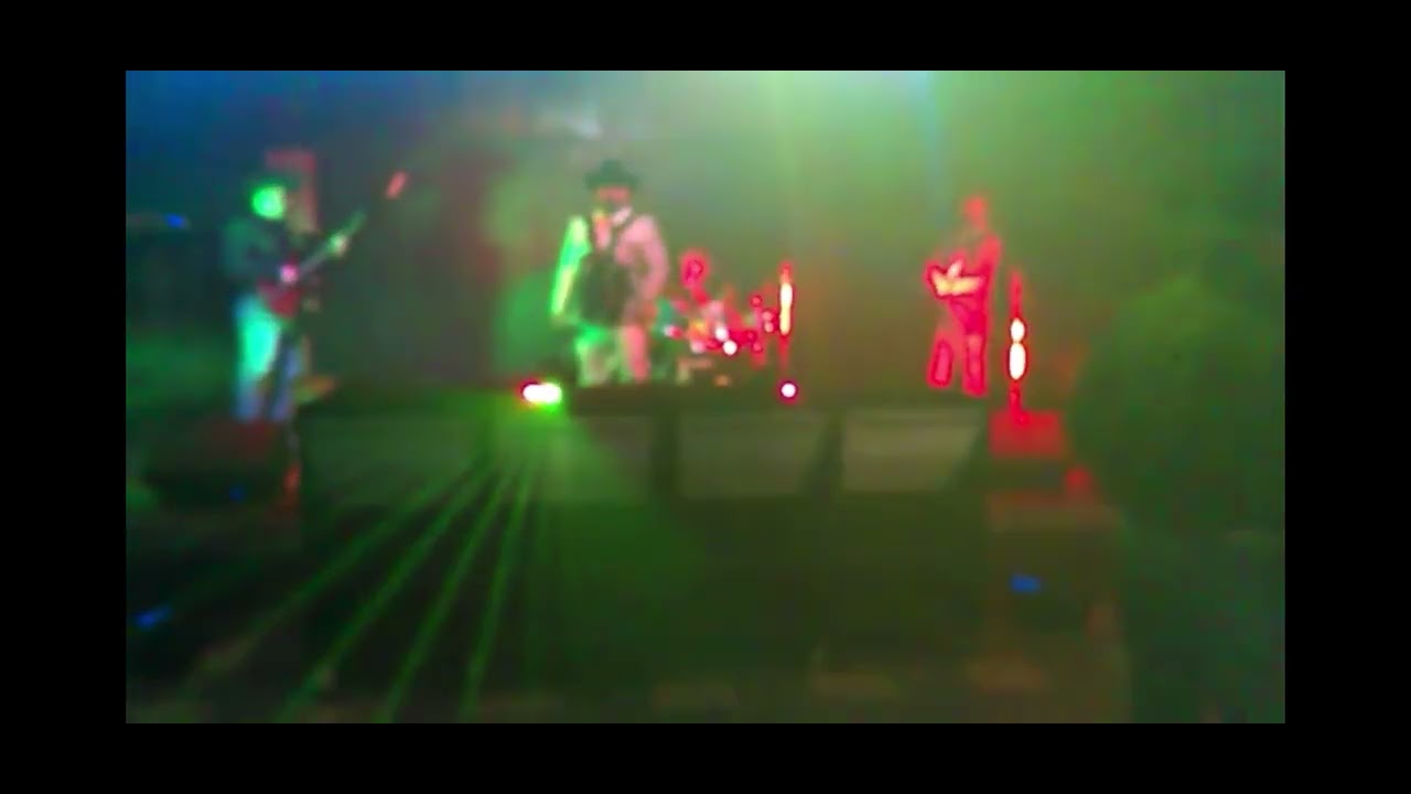 Vox De 300  - Popurri de Canciones (2015)