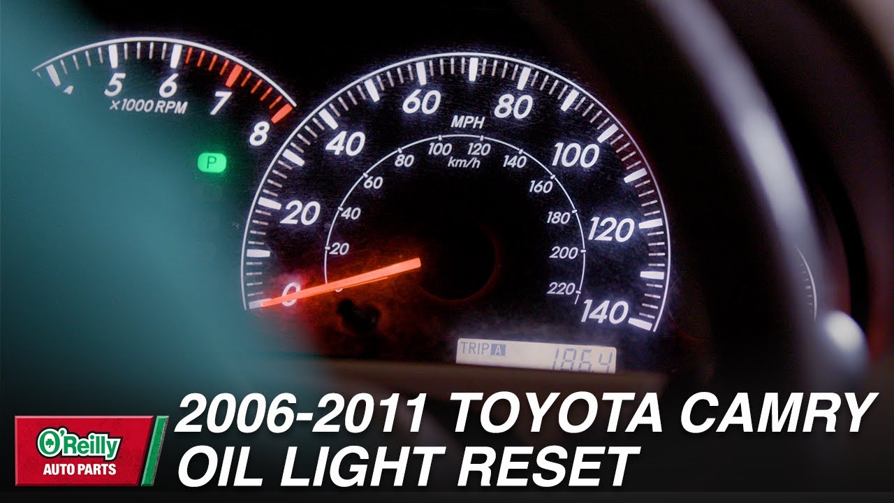 Как сбросить индикатор уровня масла на Toyota Camry 2006-2011 годов