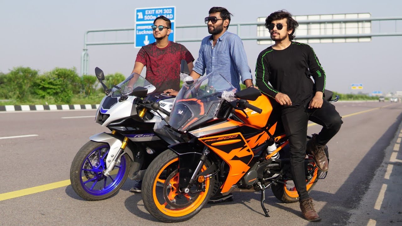 2022 KTM RC200 vs R15M Comparison | Race!