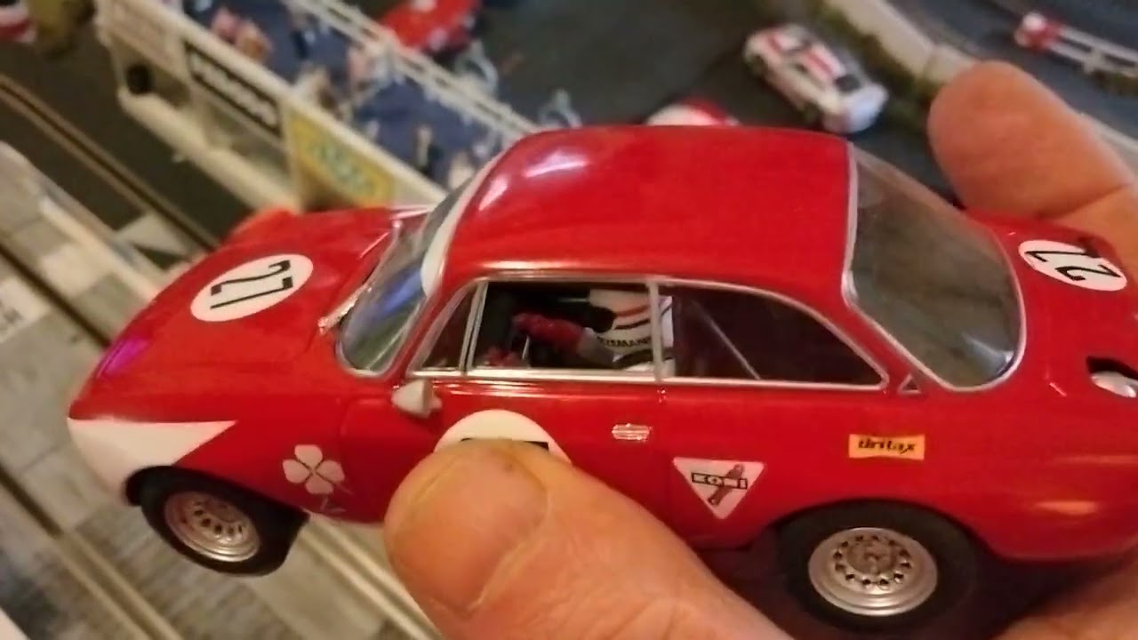 Review of the Fly 1/32 scale Giulia GTAm slot car 👍😁