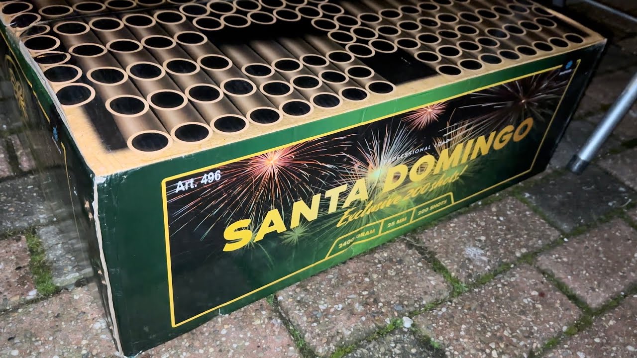 Santa Domingo : Magnum Vuurwerk : 200 Shots : 2430 Gram : 25mm : Compound : Batch 2021