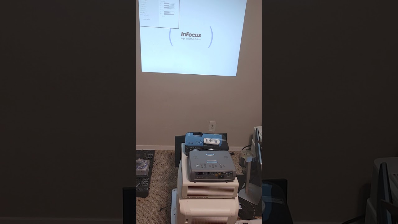 infocus in124 projector