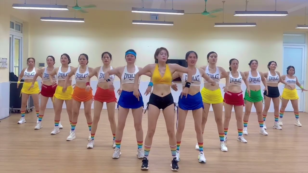 Kim Đào Aerobic | Bài eo music Cung trăng