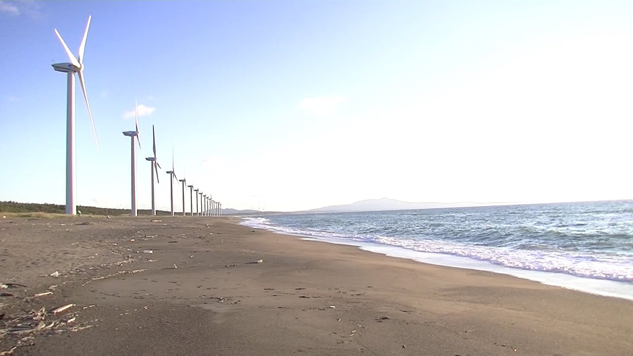 ９月のドライブ　発電風車の釜谷浜　秋田県三種町　2014年9月20日