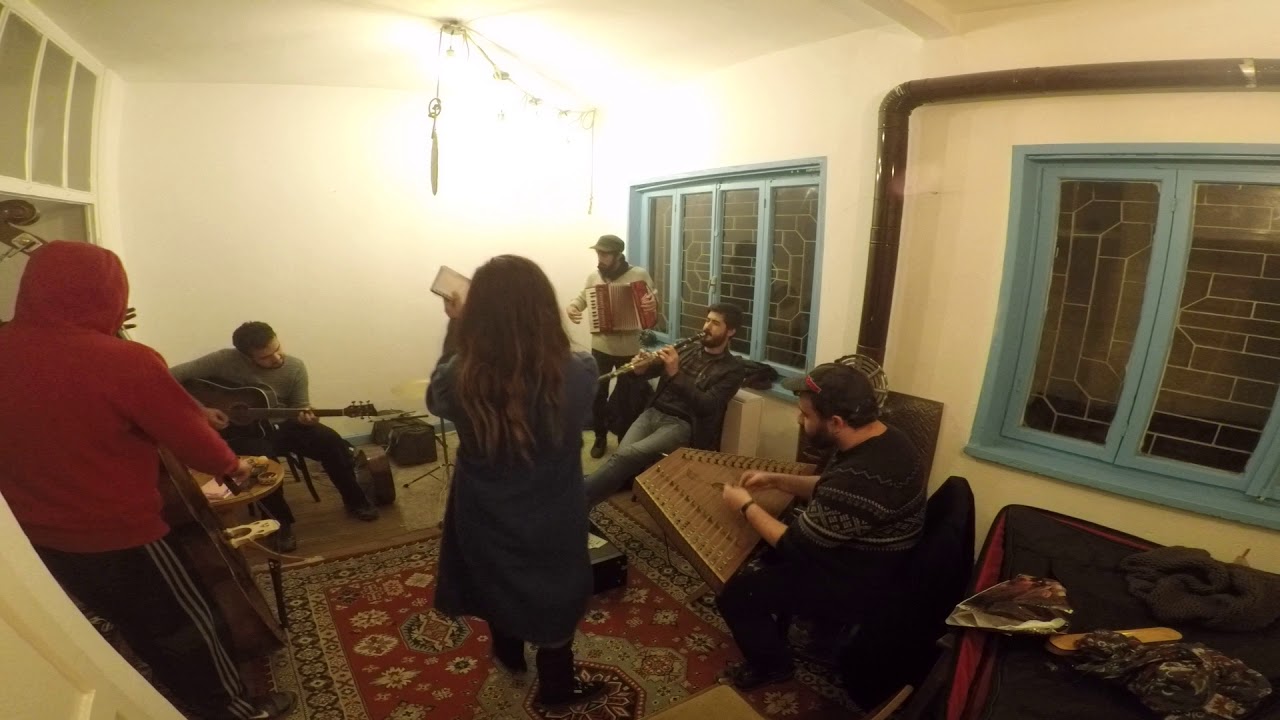 Ayrık Otu - Tuttu Frutti Te Kelas (Prova)