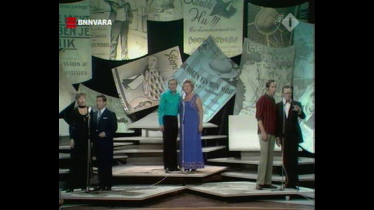 Willy Alberti, Johnny Jordaan, Tante Leen & Cast - Louis Davids Medley (Live 23 November 1970) HD