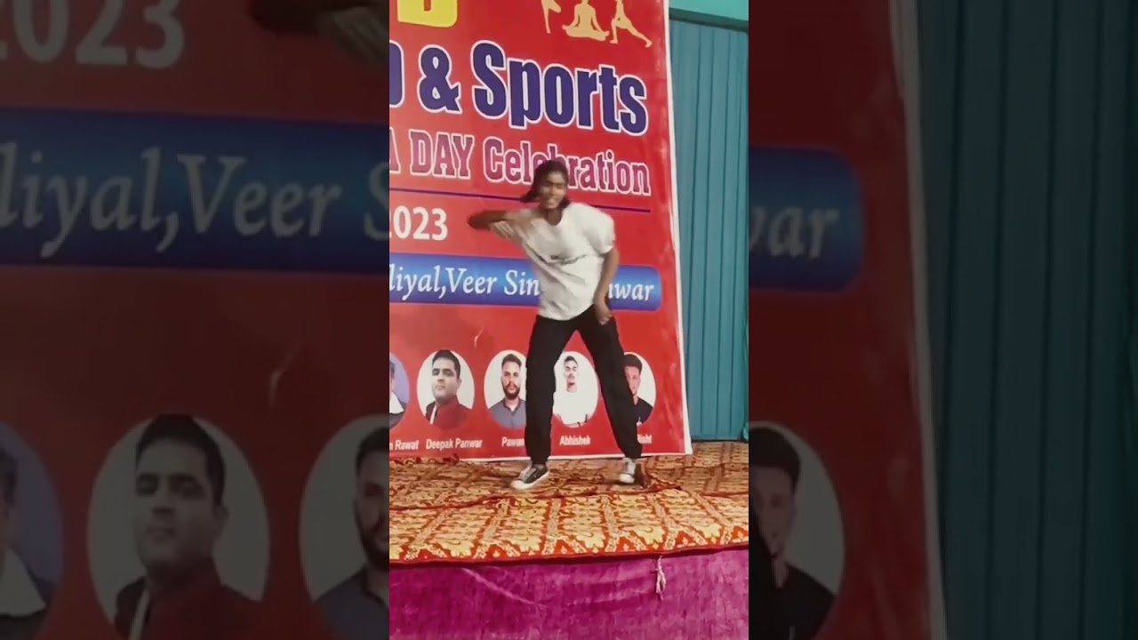 beautiful  dance of girl#burans 1981#girl #dance# hippop#dehradun @burans1981 #youtubeshorts