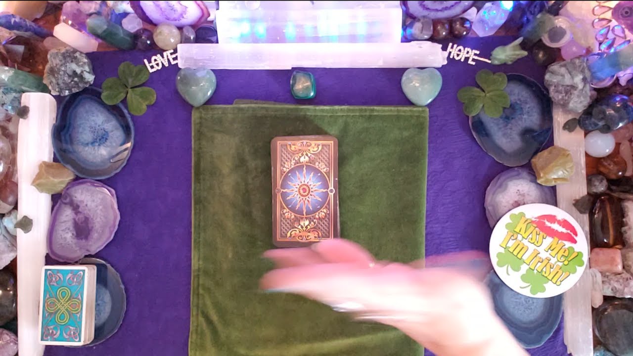 AQUARIUS MARCH 16TH-31ST 2021 WOW!!! BEYOND FABULOUS YOU ARE FOCUSED & DIALED IN ON TARGET!