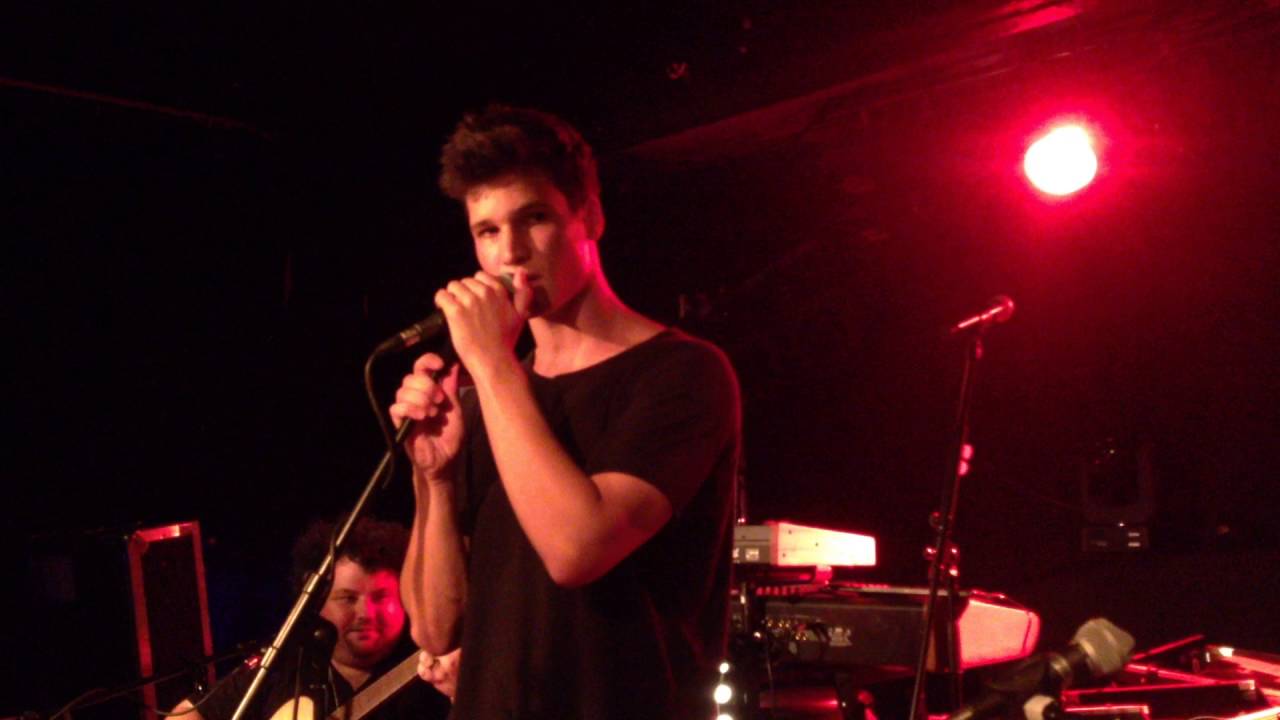 Herzlos - Wincent Weiss // Lyrics in description // live in Leipzig Neues Schauspiel 26.09.16