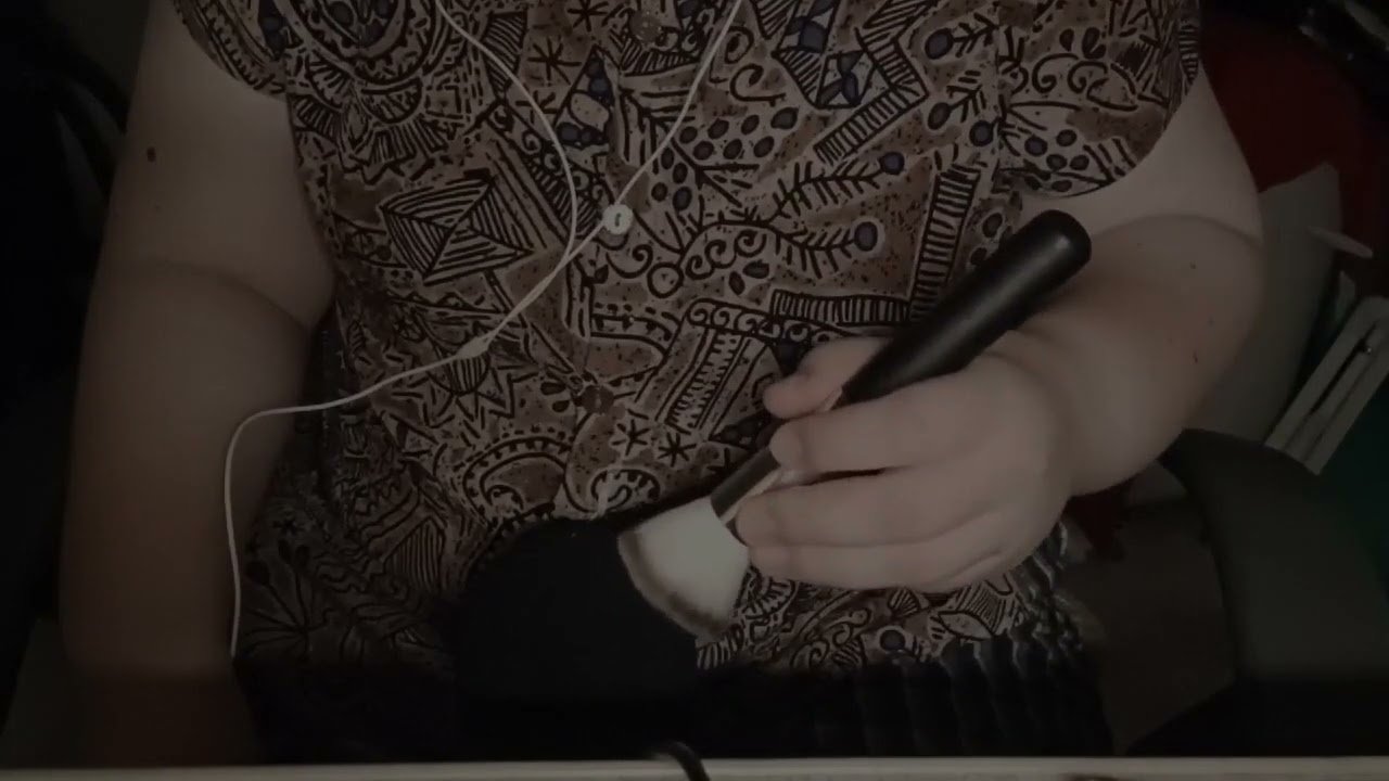 ASMR brush sound