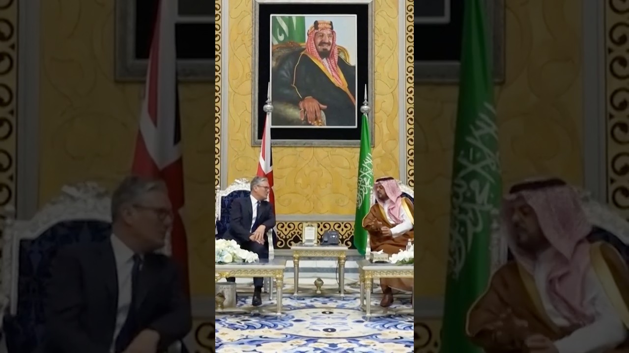 UK's Starmer Visits Saudi Arabia in Support of Iran Ceasefire