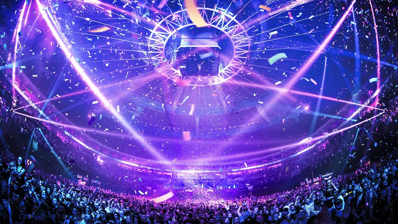 MaRLo plays '@MarcovNl - Simulated (Estiva Remix)' (Live at Transmission Prague 2019) [4K]