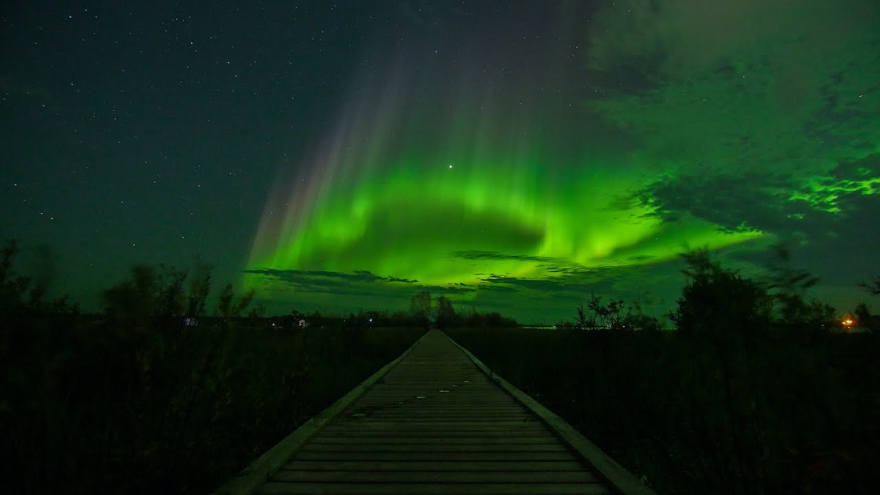 Aurora Borealis in Real Time Yellowknife, Northern Lights - 4K