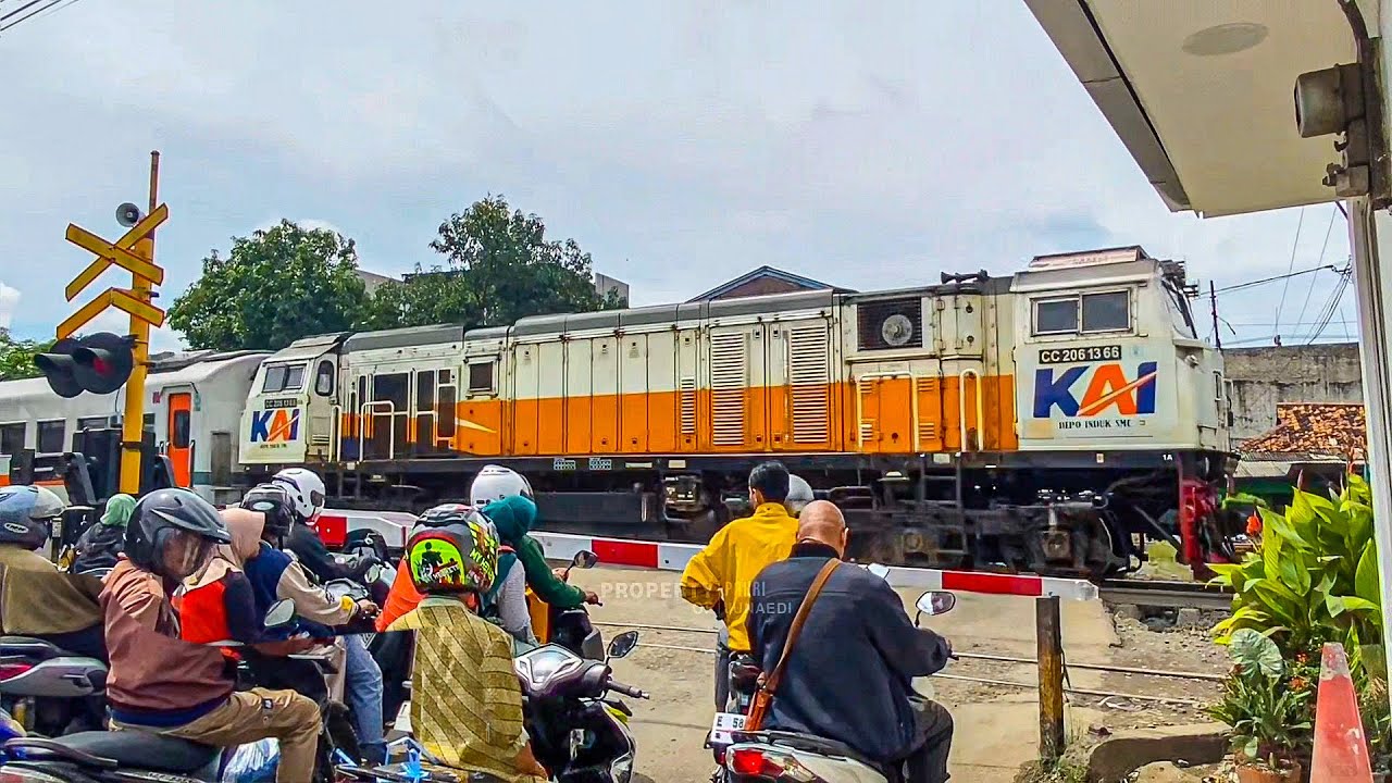 RAILROAD CROSSING INDONESIA!! Update Perlintasan Kereta Api JPL 174 Kosambi Karawang, Jawa Barat