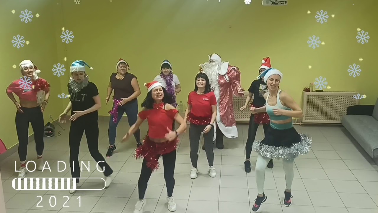 НОВОГОДНЯЯ  @oliviaperez.86 #zumbafitness#zumba_olivia #зумба_с_оливией