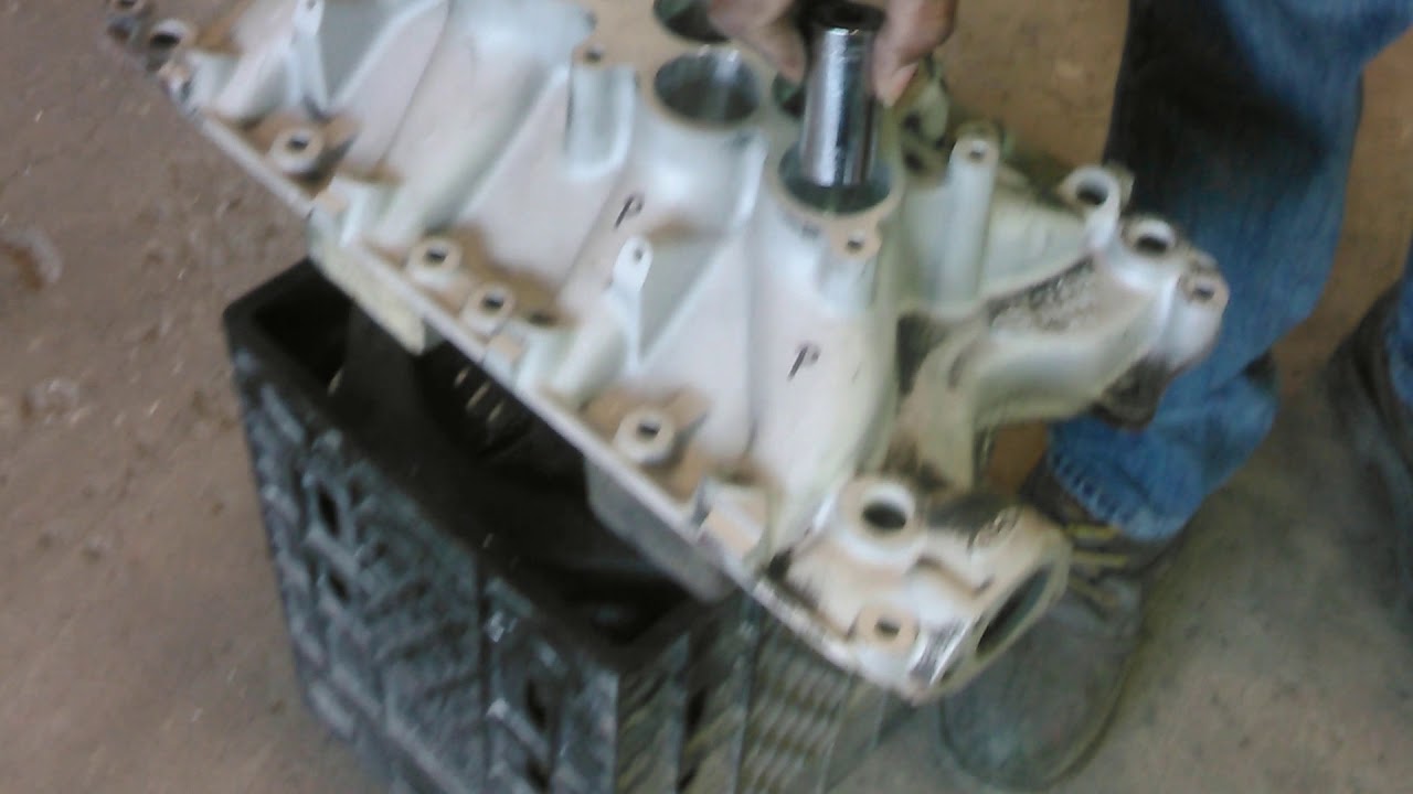 Bigdogs Porting rough ported SBF 351w GT40 lower demo