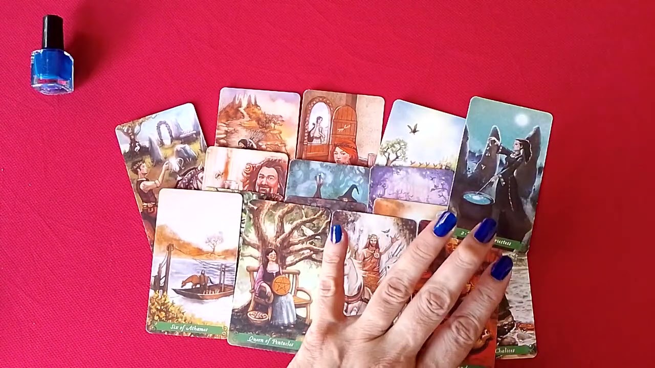 What coming next in your life 💗#hinditarotreading #currenttarot#tarotshorts