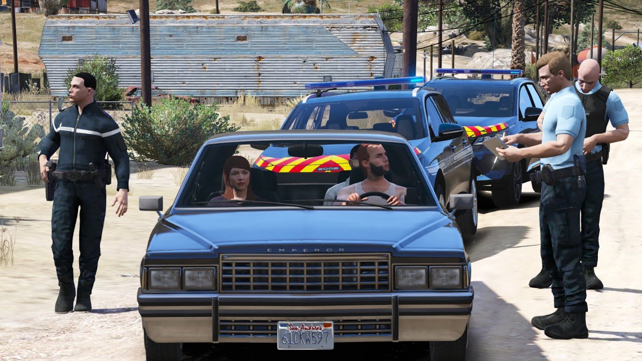 [GTA-LSPDFR] LES GENDARMES ARRETENT UN VÉHICULE SUSPECT #941