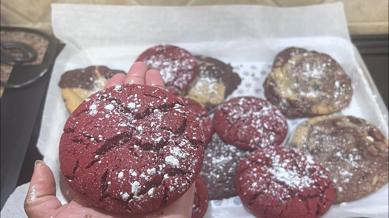 Red Velvet Cookies With My Little Helper 