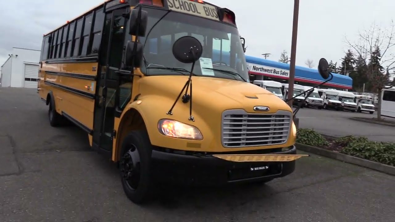 2011 Thomas C2 6 Passenger + 6 Wheelchair ADA School Bus - BT2551