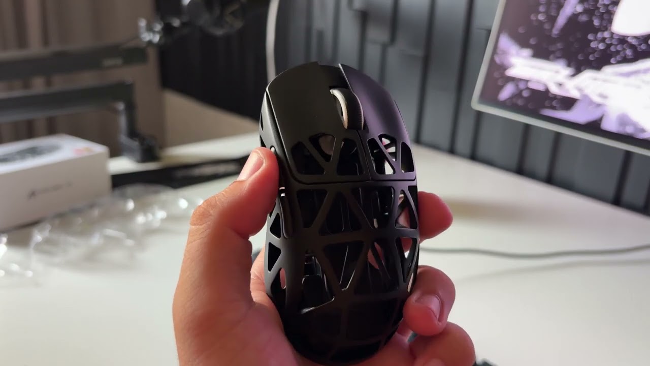 MOUSE GAMER FEITO DE METAL SÓ QUE BARATO?! - ATTACK SHARK R2 REVIEW