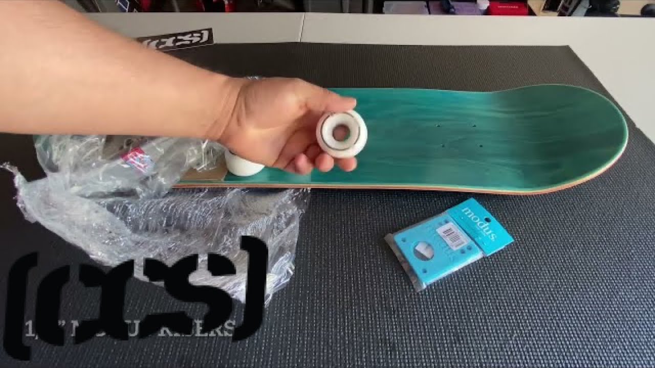 CCS Custom Skateboard Complete unboxing and assemble