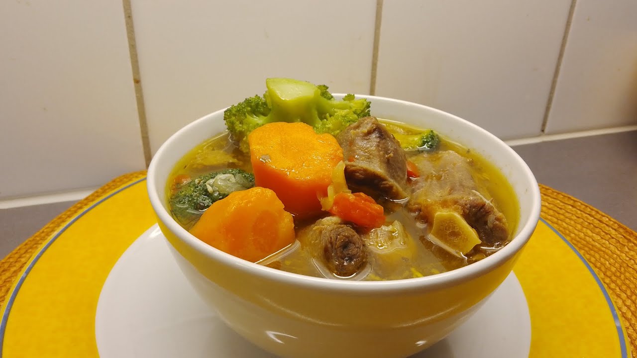 شوربه العكاوي السودانيه ( كولاجين طبيعي ) ،الشتاء جاء وعملت ليكم شوربه تدخل في القلب 😋