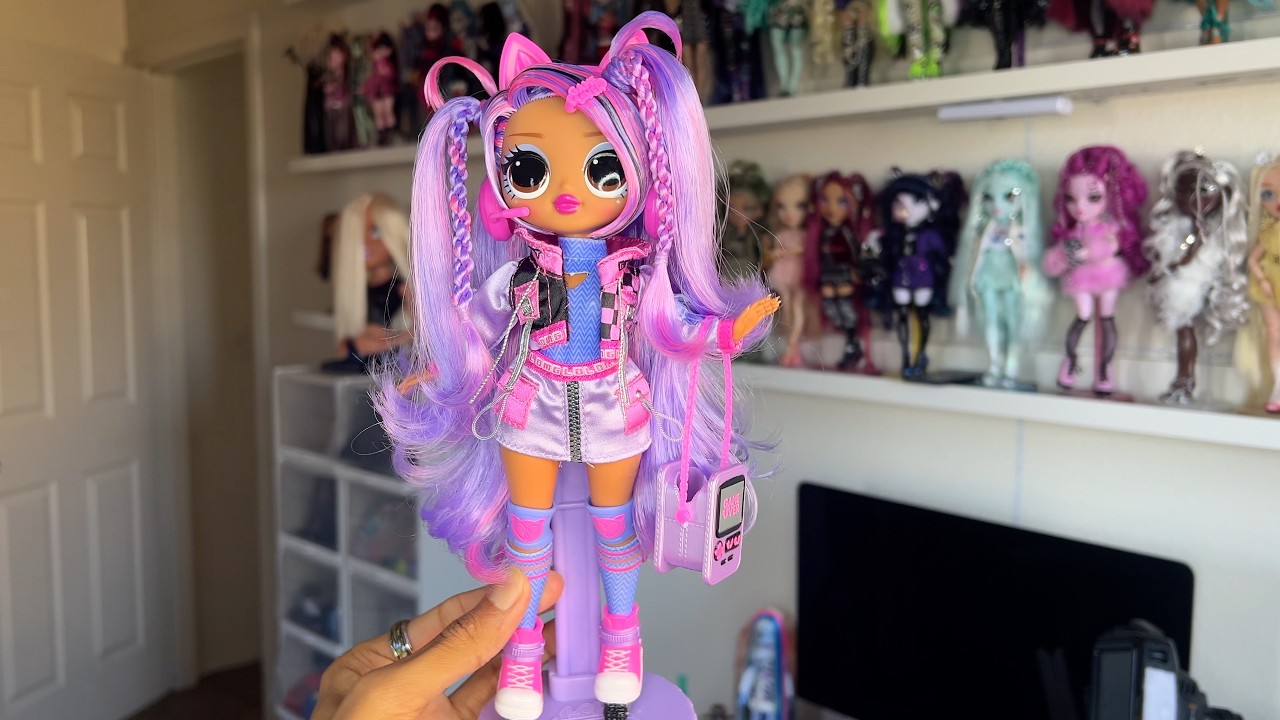 MY FIRST LOL OMG DOLL! 🛼🎮🩷 | LOL Surprise OMG ACE Unboxing+Review+Hair Wash!