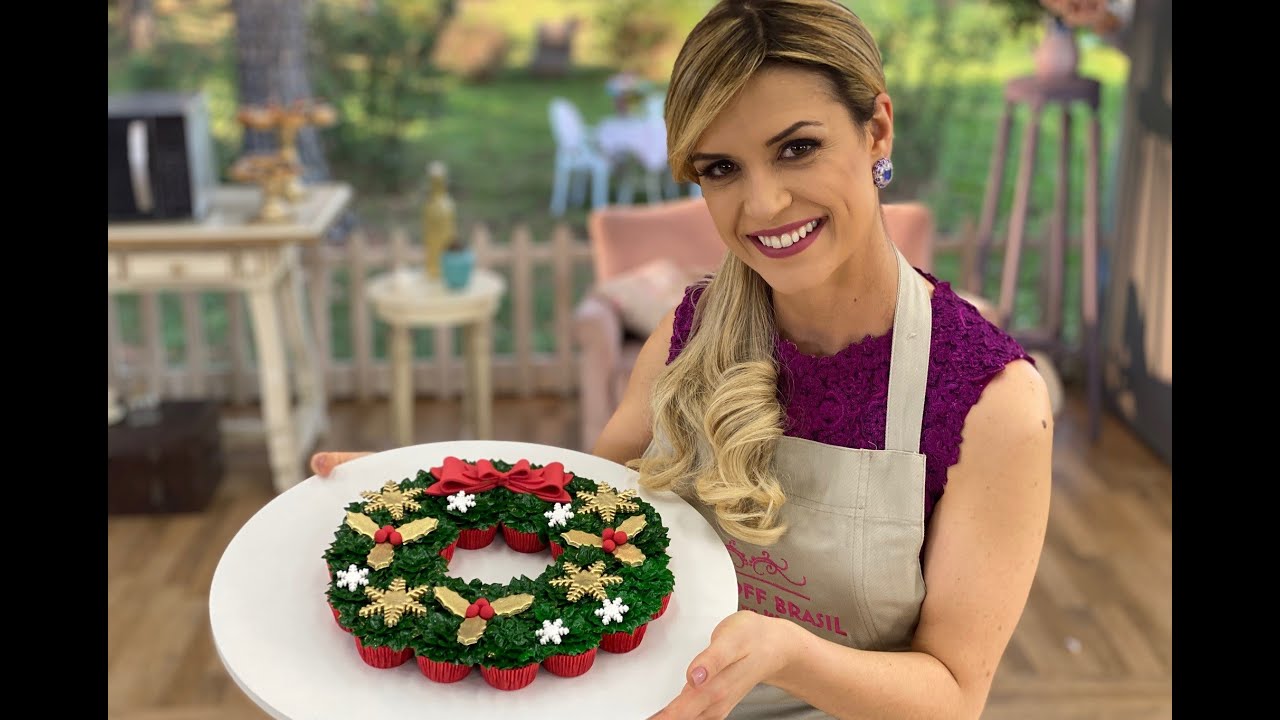 COMEMORE O NATAL COM UMA GUIRLANDA DE CUPCAKES
