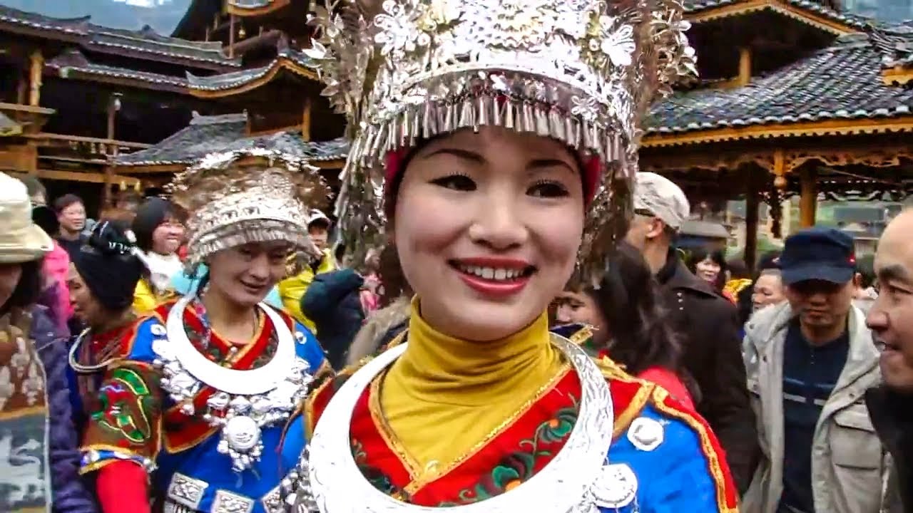 世界最大的苗族村寨 - 西江千戶苗寨 - 貴州雷山 The largest Miao village in world - Xijiang Qianhu Miao Village (China)