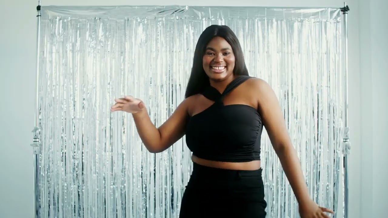 baila, ríe, goza