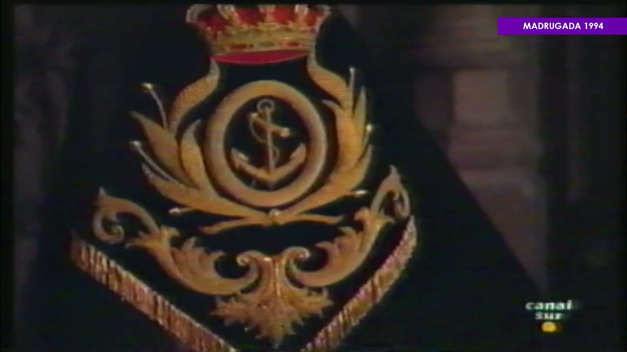 SEMANA SANTA 1994 EN SEVILLA | El misterio de las Tres Caídas de Triana saliendo de la Catedral