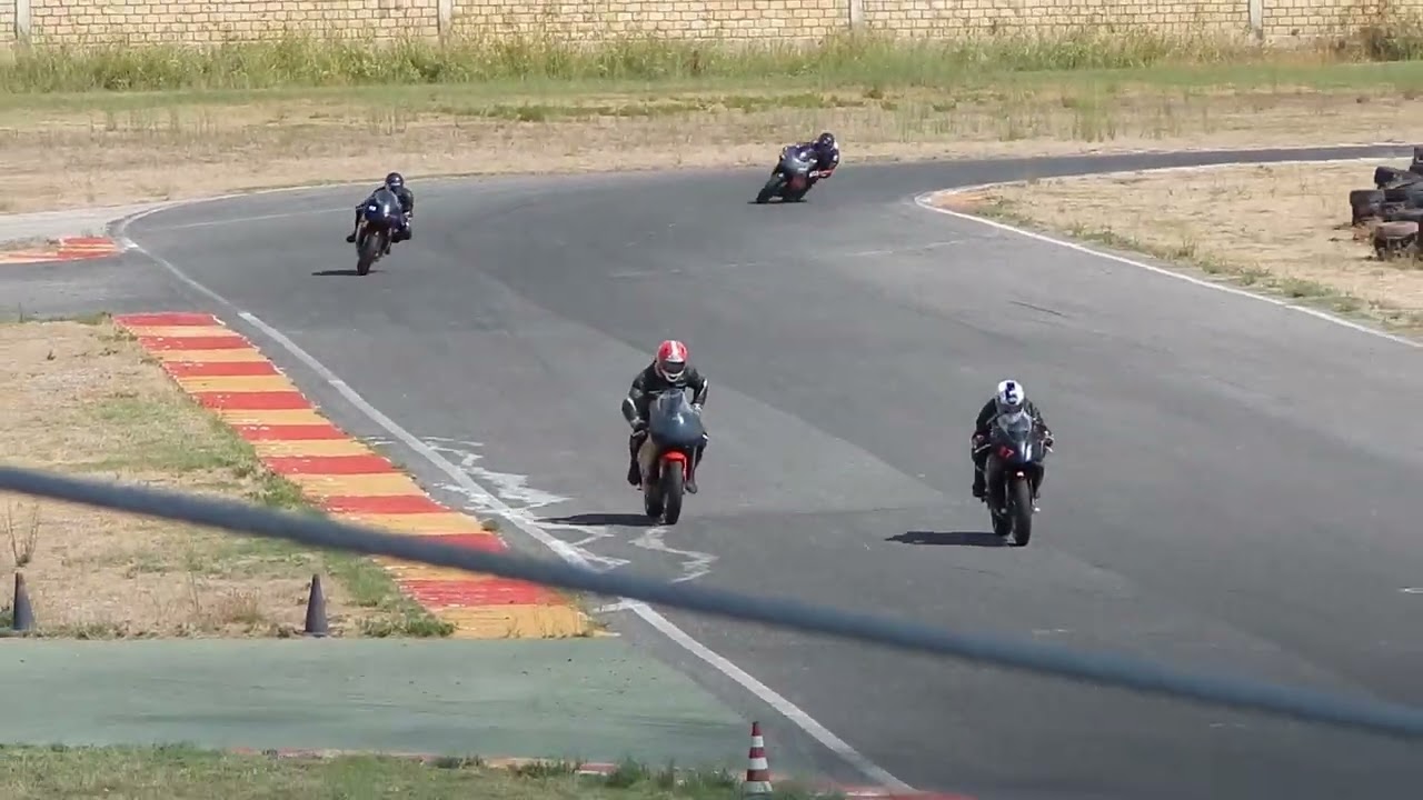 141 MOTO 125 RS SP [ PREPARATA ] TRAINING SESSION AUTODROMO CONCORDIA (parte 1)